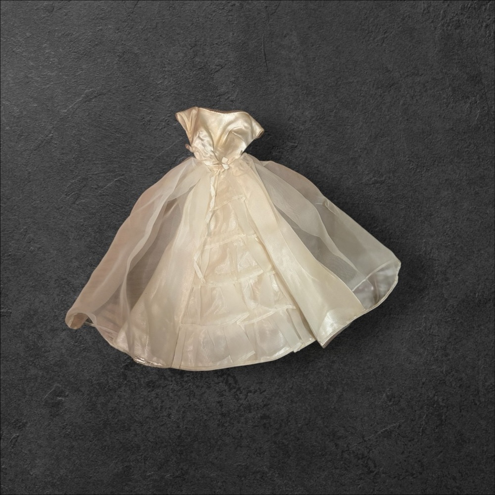 VTG Barbie 1963-65 Satin Mesh White Wedding Dress Ruffle Pleated Front Back Snap